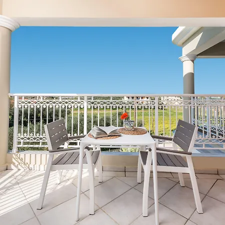 Arkadia Apartahotel Kypseli