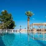 Arkadia Ξενοδοχείο με διαμερίσματα 4*