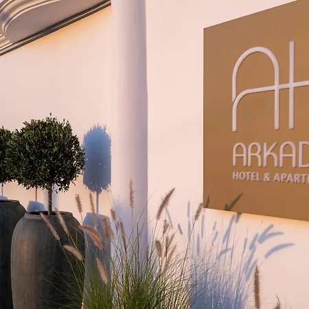 Arkadia Apartmanhotel Kipszéli