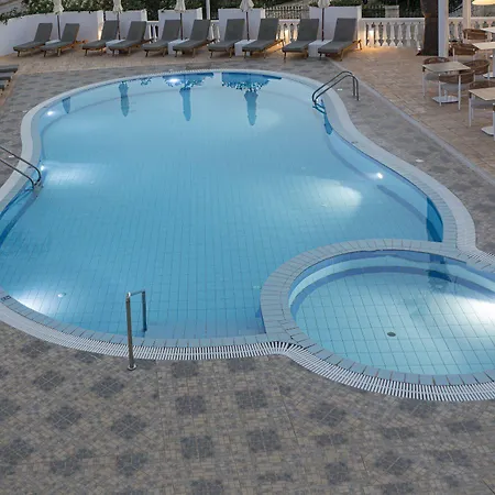 Arkadia 4* Kipszéli