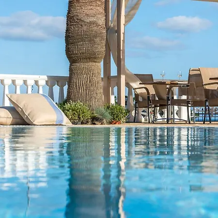 Aparthotel Arkadia 4*